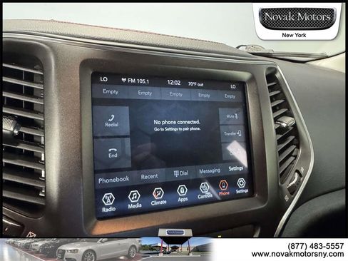 Used 2022 Jeep Cherokee Trailhawk image 21