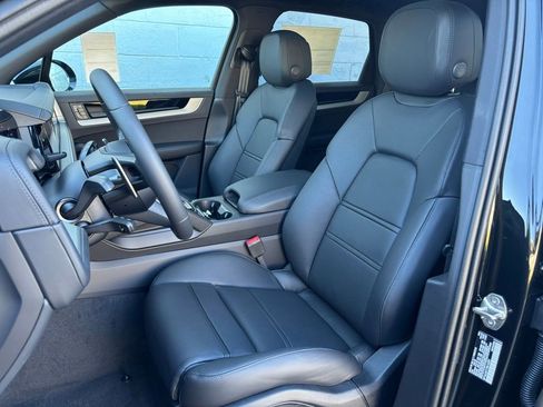 New 2026 Porsche Cayenne S AWD/4WD image 5