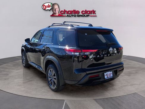 New 2026 Nissan Pathfinder SV FWD image 4