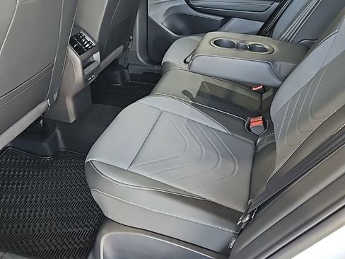 New 2026 Volkswagen Tiguan SE AWD/4WD image 23