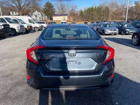 Used 2017 Honda Civic EX image 5