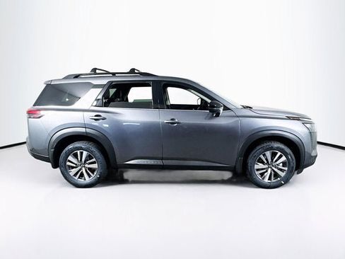 New 2026 Nissan Pathfinder SL AWD/4WD image 4