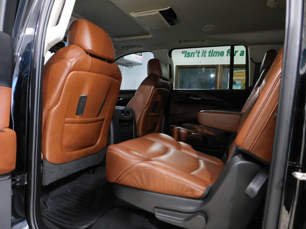 Used 2019 Cadillac Escalade ESV Luxury AWD/4WD image 80