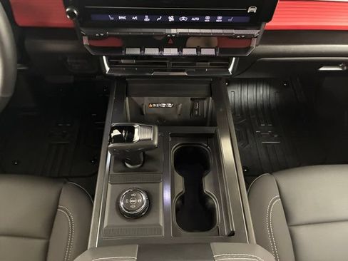 Certified 2026 GMC Hummer EV 3X w/ Carbon Fiber Edition Package AWD/4WD image 21