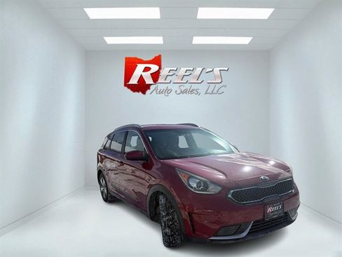 Used 2018 Kia Niro LX image 3
