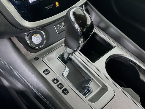 Used 2024 Nissan Murano SV image 23