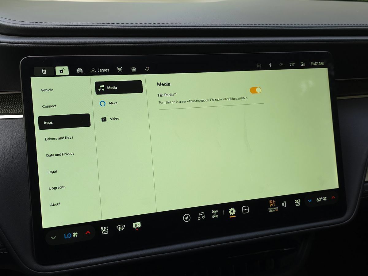 Used 2023 Rivian R1S Adventure Quad AWD/4WD image 41