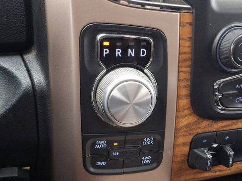 Used 2015 RAM 1500 Laramie Longhorn w/ Convenience Group image 17