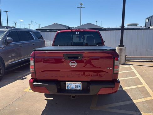 Used 2024 Nissan Frontier SV w/ SV Convenience Package RWD image 11
