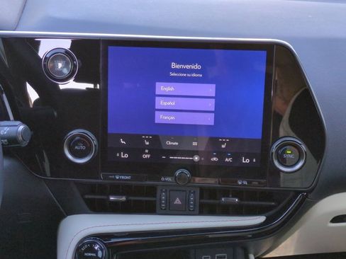 Used 2024 Lexus NX 250 FWD image 17