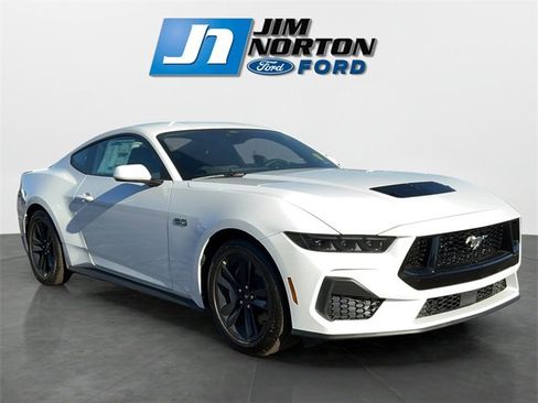 New 2026 Ford Mustang GT image 1