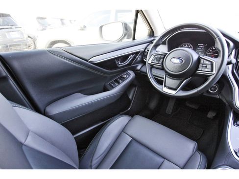 Used 2023 Subaru Outback Onyx Edition image 8