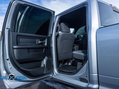 Used 2024 RAM 3500 Tradesman w/ Convenience Group image 21