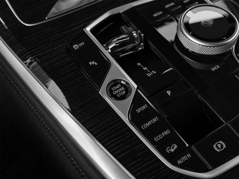 Used 2024 BMW X7 xDrive40i w/ Executive Package AWD/4WD image 33