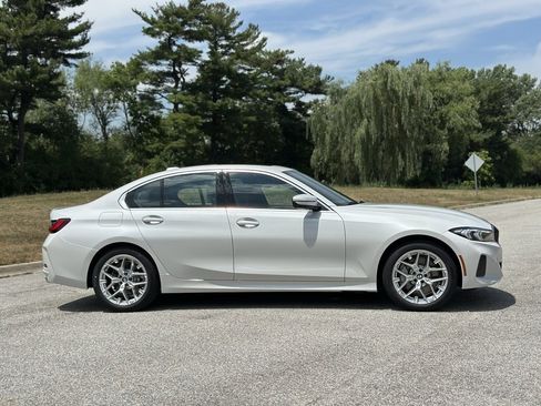 New 2025 BMW 330i xDrive Sedan image 8