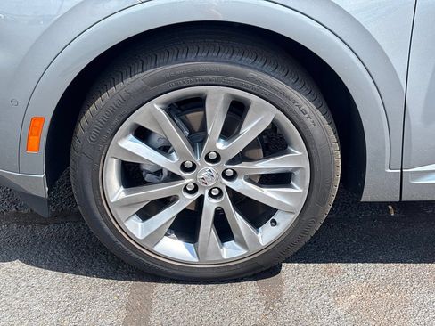 Used 2023 Buick Envision Avenir FWD image 28