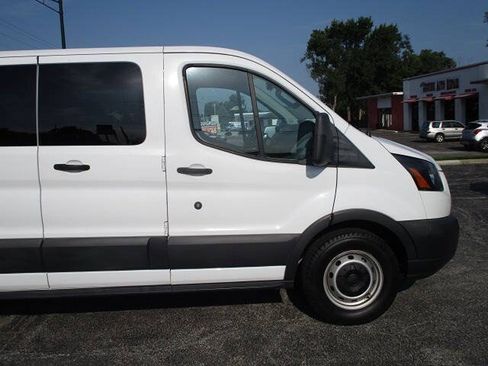 Used 2018 Ford Transit 150 XL RWD image 26