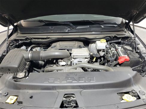 Used 2023 RAM 1500 Laramie image 9