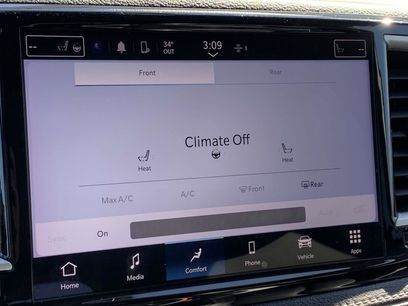 Certified 2023 Chrysler Pacifica Touring-L