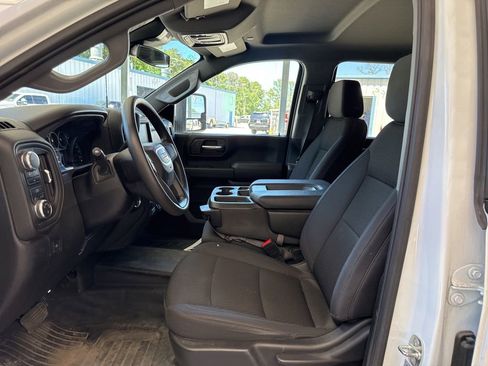 Used 2024 GMC Sierra 2500 Pro w/ Convenience Package AWD/4WD image 5