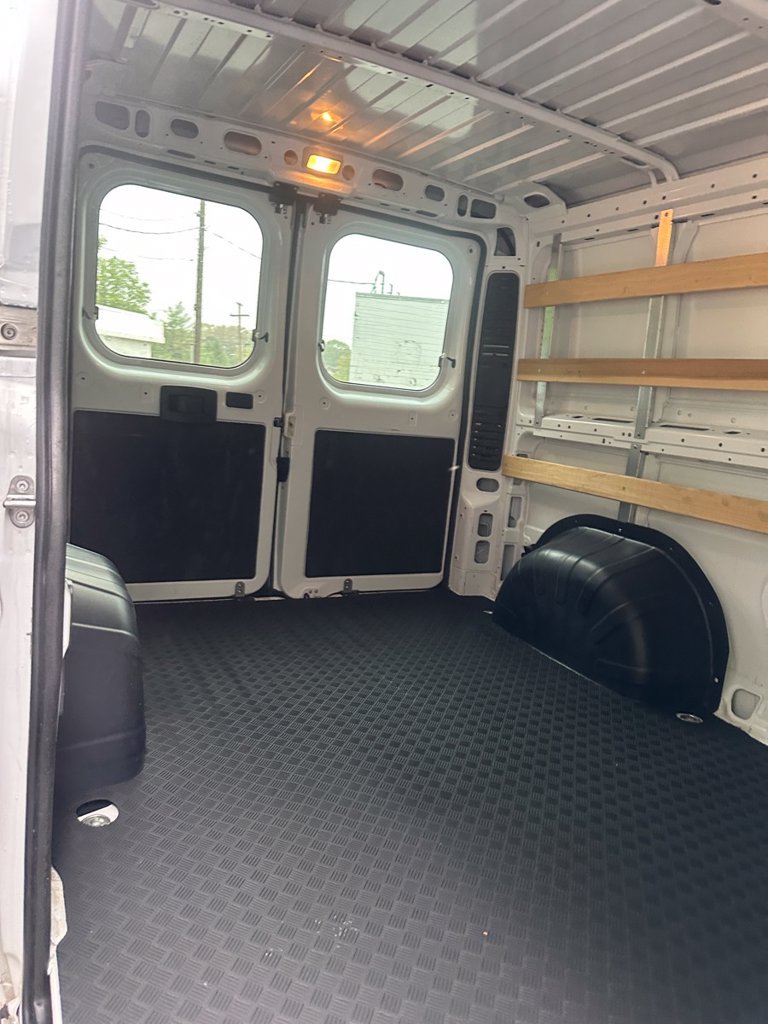 Used 2025 RAM ProMaster 2500 w/ U-Haul Equipment Group FWD image 22