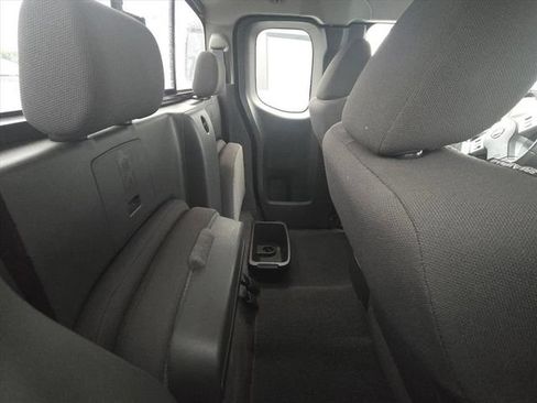 Used 2018 Nissan Frontier SV RWD image 19