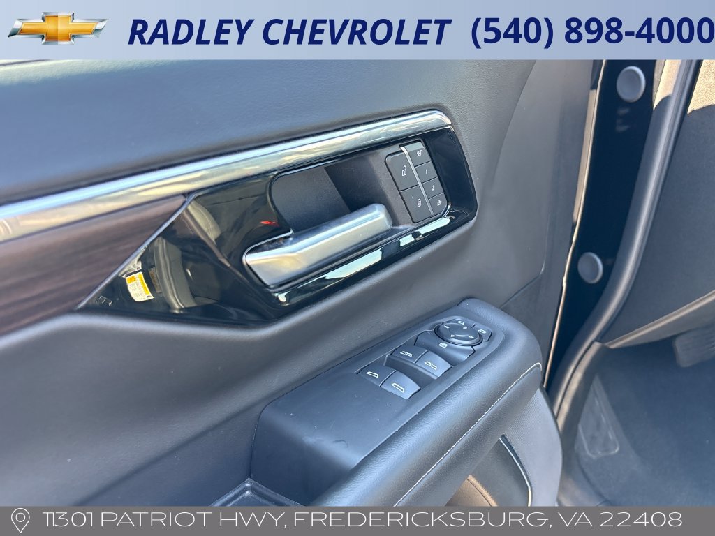Used 2025 Chevrolet Tahoe LT AWD/4WD image 5