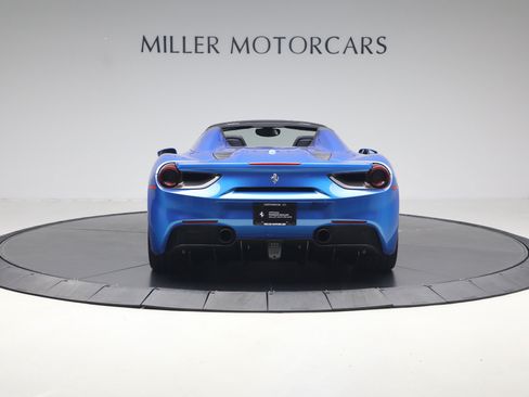 Used 2017 Ferrari 488 Spider RWD image 6