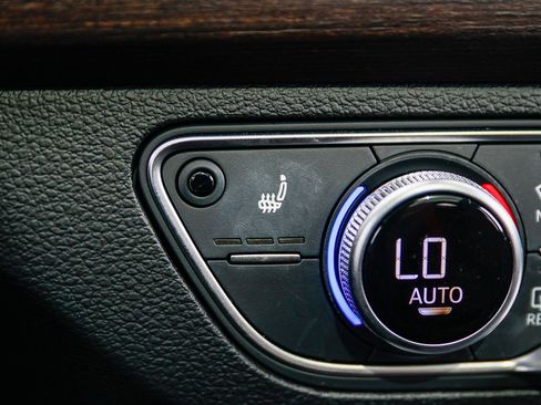 Certified 2023 Audi Q5 2.0T Premium w/ Convenience Package image 28