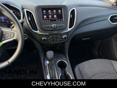 Used 2023 Chevrolet Equinox LT FWD image 26
