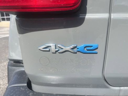 Used 2021 Jeep Wrangler Unlimited Sahara w/ Cold Weather Group image 9