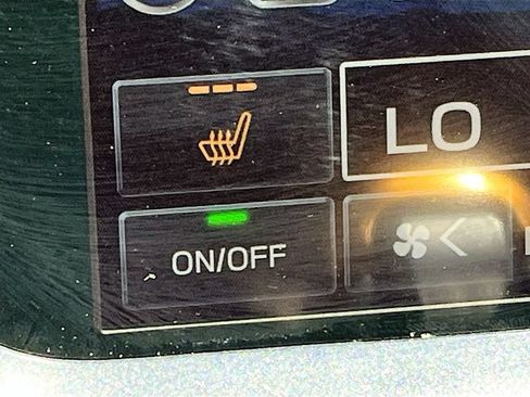 Used 2025 Subaru Outback Wilderness AWD/4WD image 20