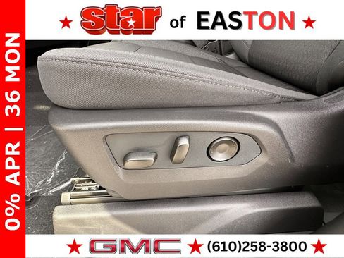 New 2026 GMC Sierra 1500 Elevation image 12