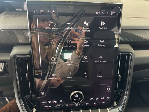 New 2026 GMC Yukon AT4 w/ AT4 Premium Package image 22