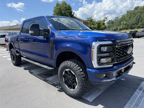 New 2026 Ford F350 Lariat w/ Tremor Off-Road Package AWD/4WD image 3