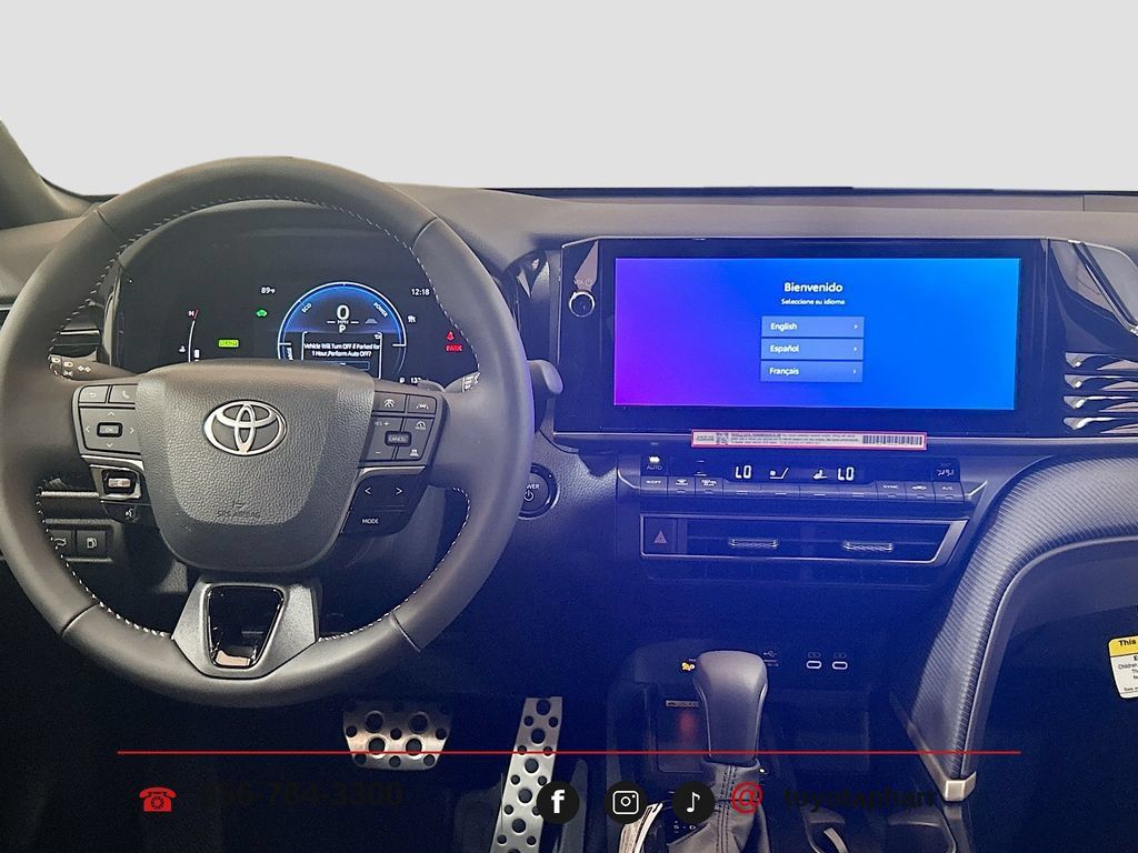 New 2026 Toyota Camry Hybrid w/ Multimedia Upgrade Package FWD image 22