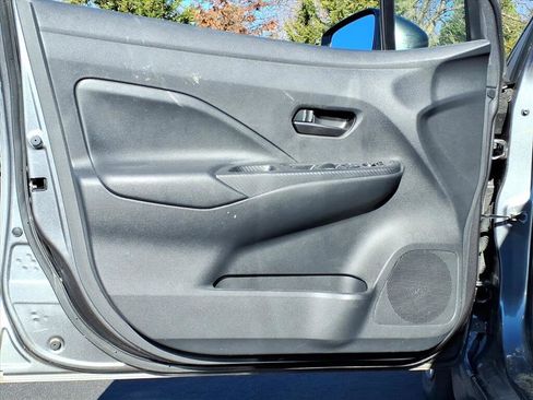 Used 2023 Nissan Versa S w/ Trunk Package image 6