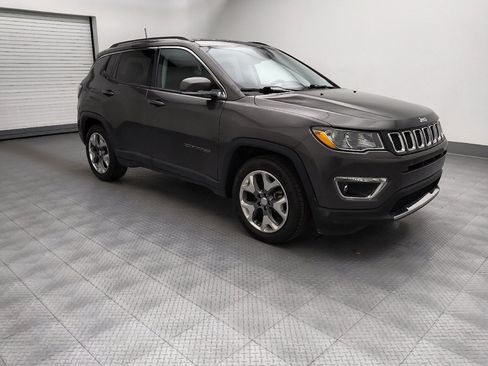 Used 2020 Jeep Compass Limited FWD image 11