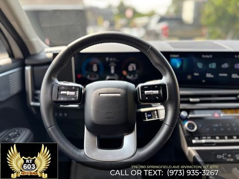 Used 2026 Hyundai Santa Fe SEL AWD/4WD image 13