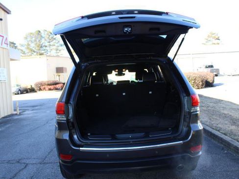 Used 2018 Jeep Grand Cherokee Limited RWD image 15