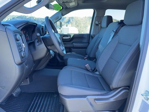 New 2026 Chevrolet Silverado 2500 Custom w/ Z71 Off-Road Package image 16