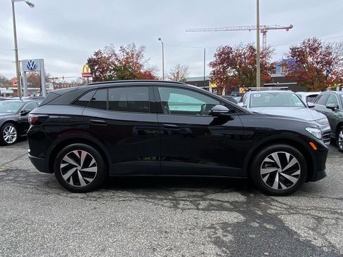 Certified 2024 Volkswagen ID.4 2WD image 2