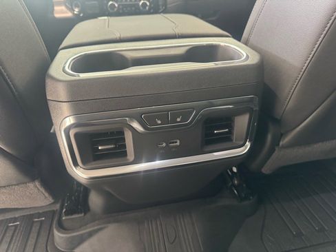 New 2026 GMC Sierra 1500 SLT w/ SLT Premium Package image 10