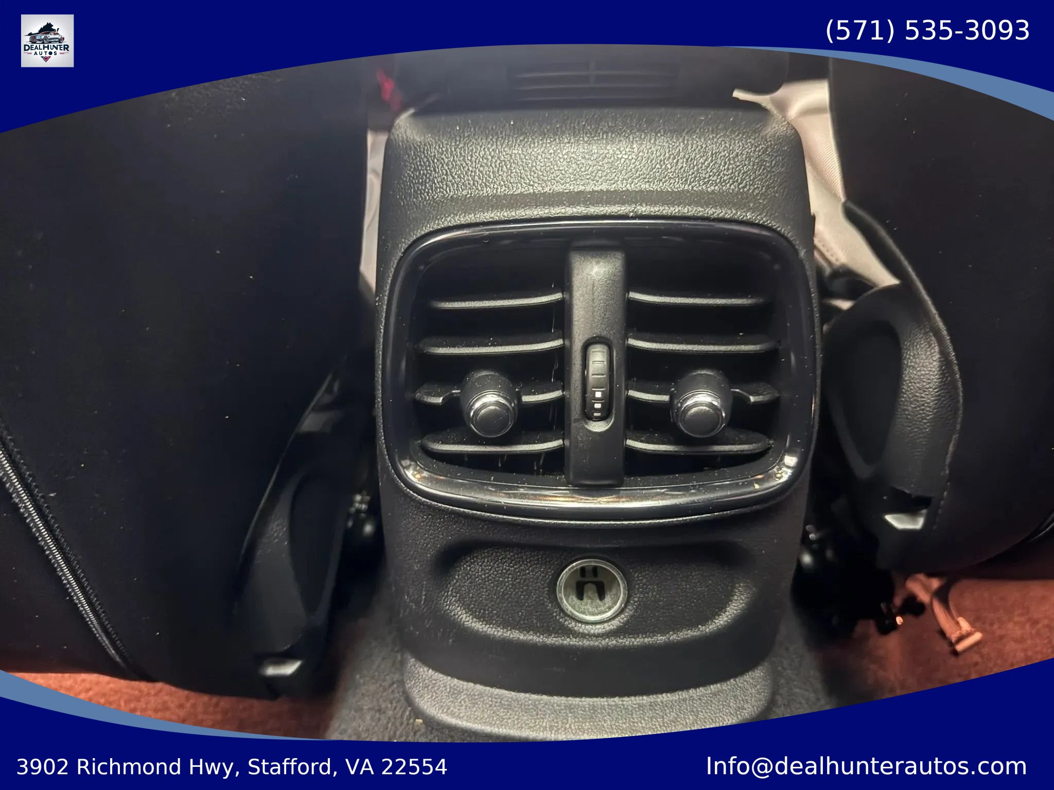 Used 2018 MINI Cooper Clubman FWD image 14