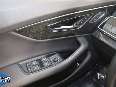 Used 2022 Audi Q7 Premium Plus image 30