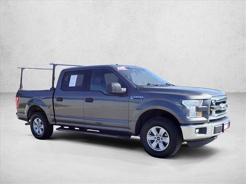 Used 2016 Ford F150 XLT AWD/4WD image 6