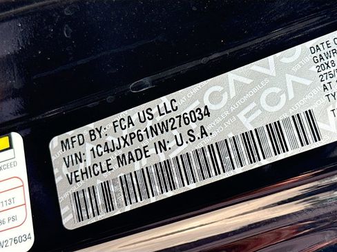 Used 2022 Jeep Wrangler Unlimited Sahara w/ Cold Weather Group AWD/4WD image 35