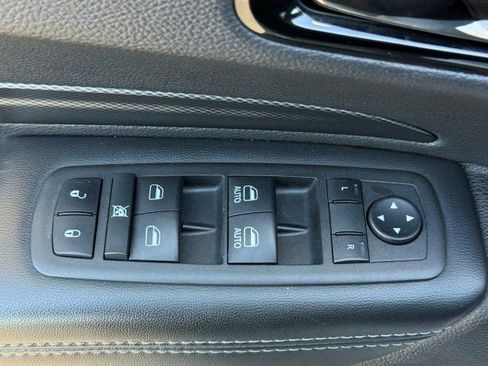 Used 2022 Dodge Durango GT AWD/4WD image 11
