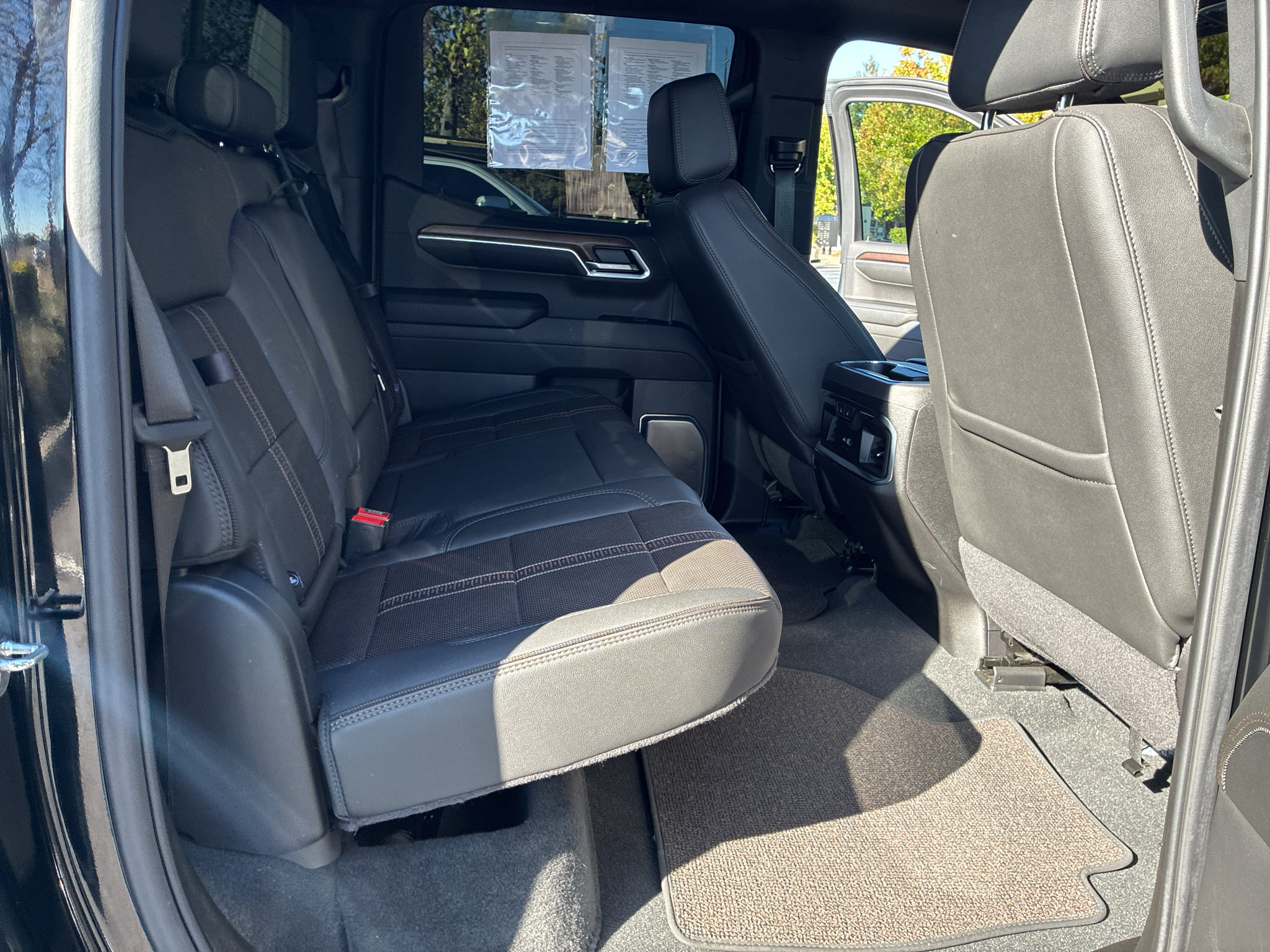 Used 2024 Chevrolet Silverado 1500 High Country w/ Midnight Edition AWD/4WD image 49