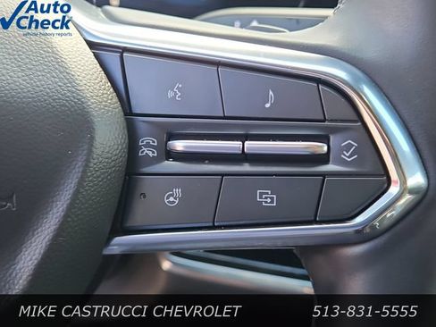 Used 2025 Chevrolet Equinox LT w/ Safety and Technology Package FWD image 18